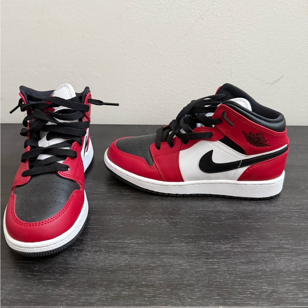 Nike Kids Black, Red, and White Sneakers